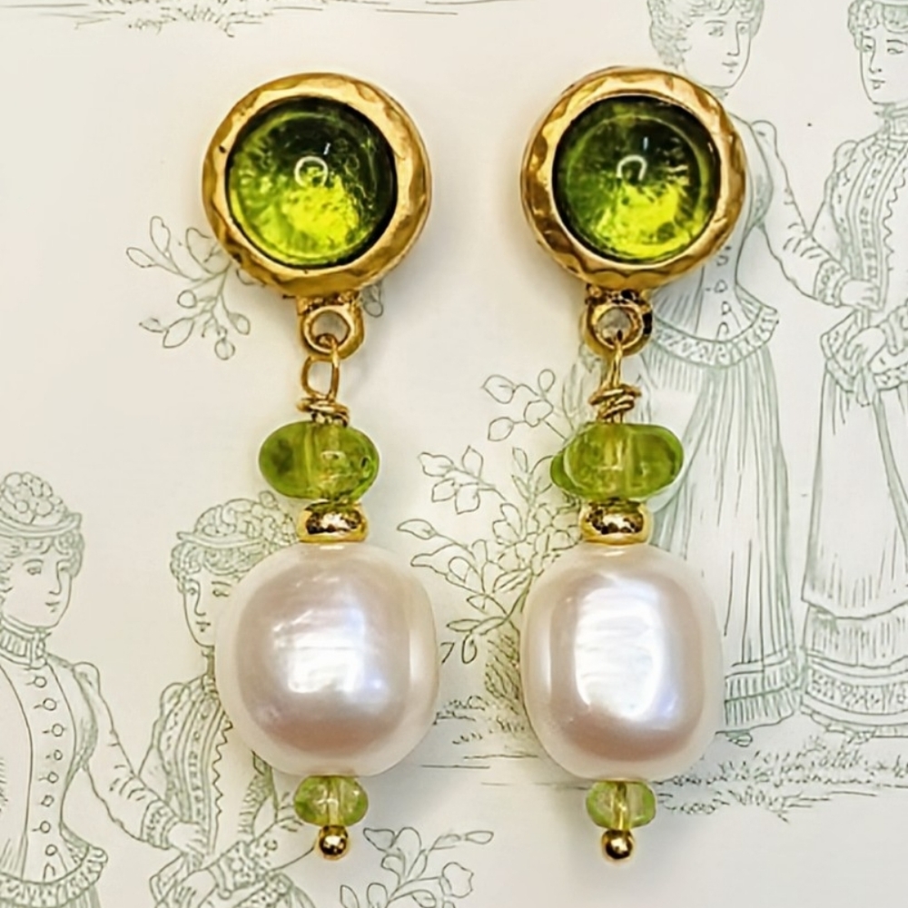 Natural Peridot 4 Carats & White Barqoue Pearls In Hammered Gold Plated Earrings